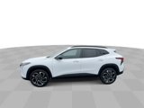 Certified 2024 Chevrolet Trax RS w/ Driver Confidence Package image 5