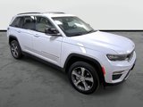 New 2025 Jeep Grand Cherokee Limited w/ Luxury Tech Group II image 5