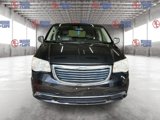 Used 2015 Chrysler Town & Country Touring-L w/ Driver Convenience Group image 2