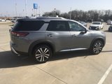 New 2025 Nissan Pathfinder Platinum image 5