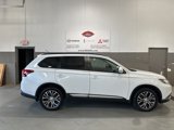 Used 2016 Mitsubishi Outlander SE image 3