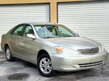 Used 2004 Toyota Camry LE image 2
