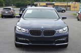 Used 2017 BMW 750i xDrive image 3