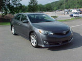 Used 2014 Toyota Camry SE image 2