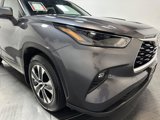 Certified 2023 Toyota Highlander XLE image 3