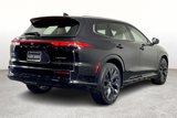 Used 2025 Toyota Crown Signia image 2
