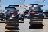 Used 2022 Chrysler Pacifica Touring-L image 4
