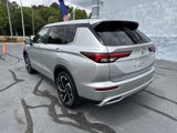 Used 2024 Mitsubishi Outlander SE image 5