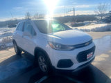 Used 2018 Chevrolet Trax LT w/ LT Convenience Package image 4