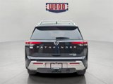 New 2025 Nissan Pathfinder Platinum image 3