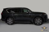 Used 2025 Lexus LX 700h Luxury image 4