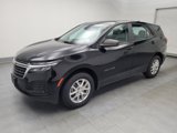 Used 2022 Chevrolet Equinox LS image 2