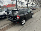 Used 2017 Jeep Compass Latitude image 4