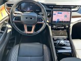 New 2025 Jeep Grand Cherokee Summit image 2