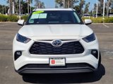 Certified 2022 Toyota Highlander XLE image 2