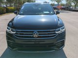 Used 2024 Volkswagen Tiguan SEL R-Line image 4