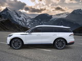 New 2025 Lincoln Aviator Reserve image 3