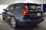 Used 2020 Volvo V60 T5 Momentum image 2