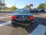 Used 2015 Volkswagen Passat S image 6