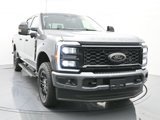 New 2026 Ford F250 Lariat w/ Black Appearance Package image 4