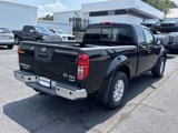 Used 2019 Nissan Frontier SV image 3