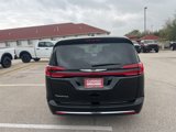 New 2025 Chrysler Pacifica Select image 4