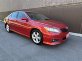 Used 2010 Toyota Camry SE image 2