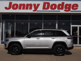 New 2025 Jeep Grand Cherokee Altitude image 3