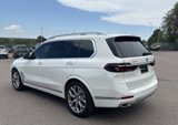 Used 2025 BMW X7 xDrive40i w/ Premium Package image 5