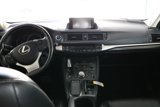 Used 2017 Lexus CT 200h image 3