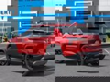 New 2026 Chevrolet Equinox LT w/ Convenience Package II image 3