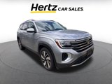 Used 2024 Volkswagen Atlas SE image 2