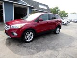 Used 2019 Ford Escape SE image 3