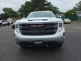 Used 2023 GMC Sierra 1500 SLT image 3