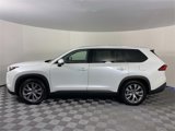 Used 2024 Toyota Grand Highlander Limited image 5
