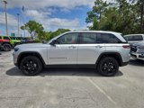 New 2025 Jeep Grand Cherokee Limited w/ Black Appearance Package image 3