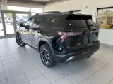 New 2025 Chevrolet Equinox ACTIV image 4