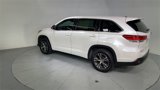 Used 2018 Toyota Highlander LE image 6