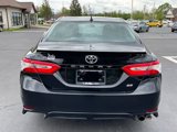Used 2020 Toyota Camry SE image 6