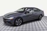 Used 2025 Hyundai Elantra Sport image 4
