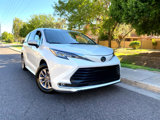 Used 2023 Toyota Sienna XLE image 3