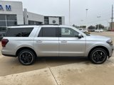 Used 2023 Ford Expedition Max Limited image 3
