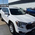 Used 2022 GMC Terrain SLE w/ Driver Convenience Package image 5