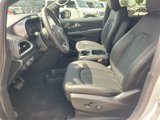 New 2026 Chrysler Pacifica Select image 3