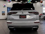 New 2025 Mitsubishi Outlander SEL image 5