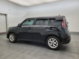 Used 2023 Kia Soul LX w/ LX Technology Package image 3