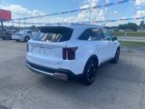 Used 2024 Kia Sorento S image 6