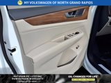 New 2025 Volkswagen Atlas SE image 5