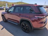 Used 2024 Jeep Grand Cherokee Altitude image 4