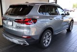 Used 2025 BMW X5 xDrive40i w/ Climate Comfort Package image 2